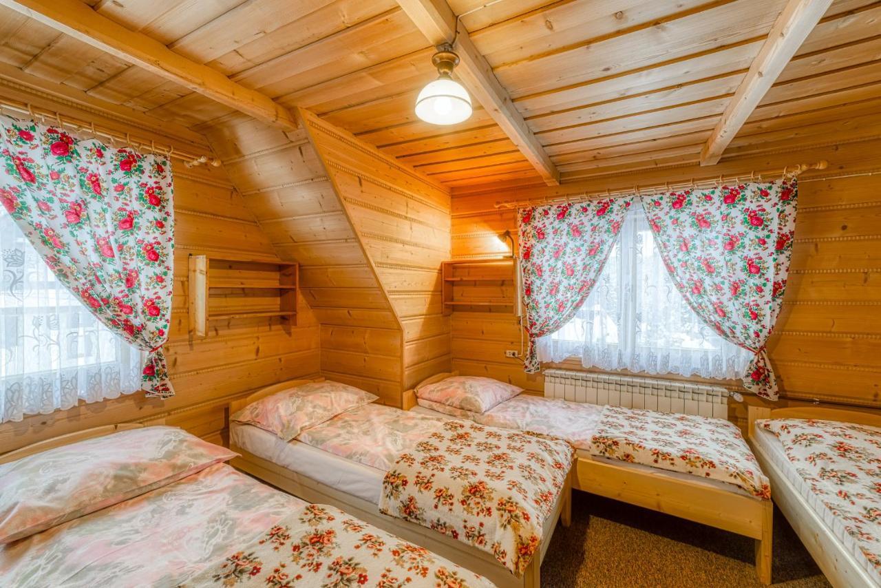 Pokoje Goscinne U Elzbiety Ciche Małe Exteriör bild