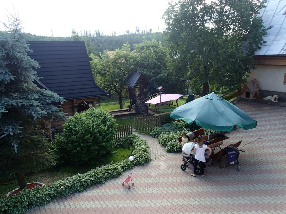 Pokoje Goscinne U Elzbiety Ciche Małe Exteriör bild