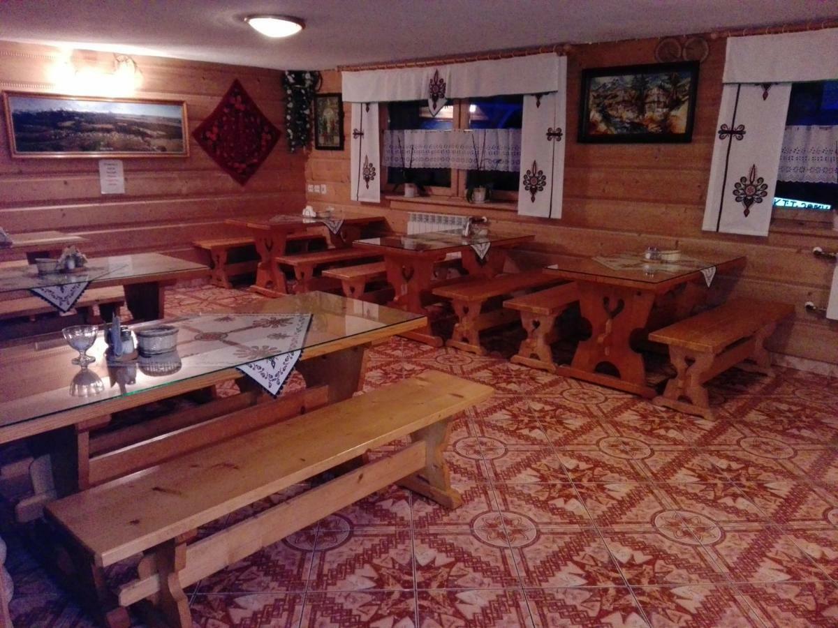 Pokoje Goscinne U Elzbiety Ciche Małe Exteriör bild